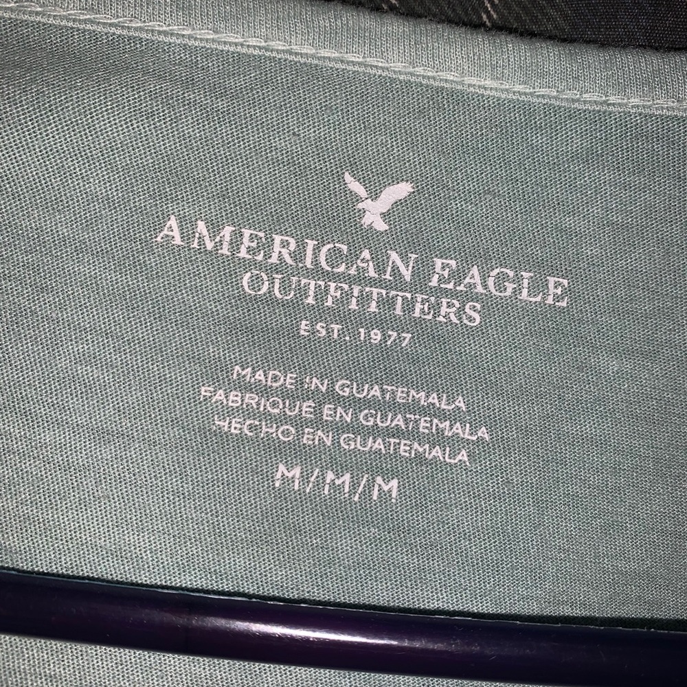 American eagle shirt - Picture 2 of 2
